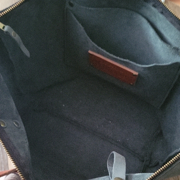 Portland Leather Goods Large Zipper Tote Storm/Tan - Picture 10 of 13